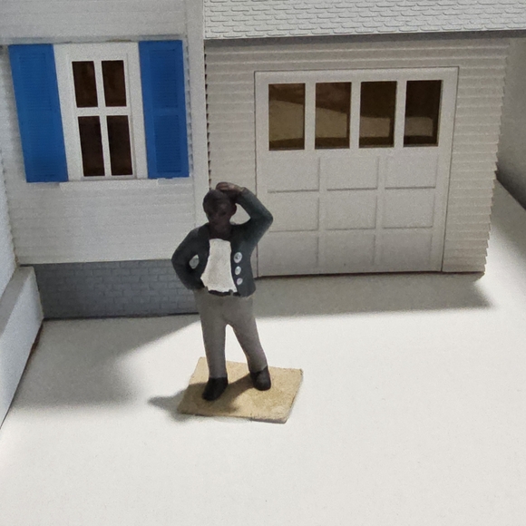 Sinatra House #6351 Train Christmas Village O-O27 Scale Original Box - Picture 6 of 17